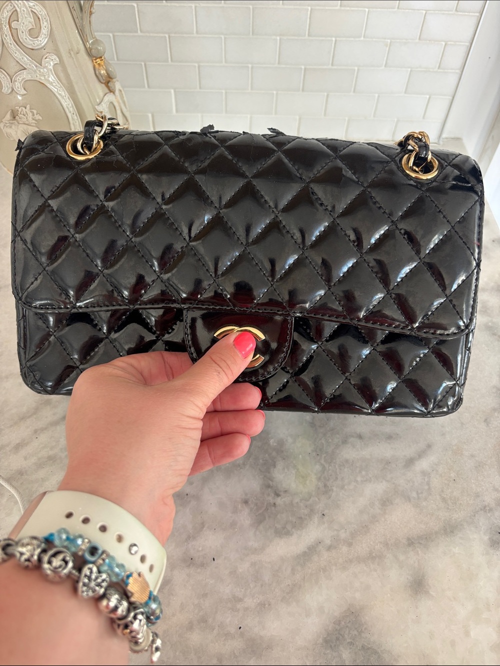 NO BRAND Quilted  Flap Bag in Black with Gold Chain